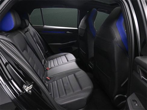 Used 2024 Volkswagen Golf R image 17