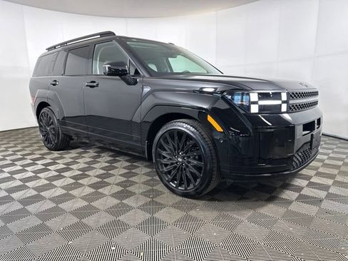 Used 2024 Hyundai Santa Fe Calligraphy image 2