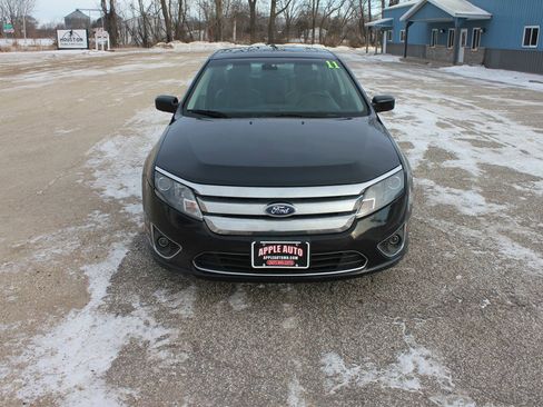 Used 2011 Ford Fusion SEL w/ 302A Rapid Spec Order Code image 3