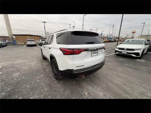 Certified 2023 Chevrolet Traverse Premier w/ Redline Edition image 6