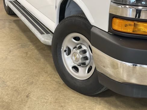 Used 2023 Chevrolet Express 2500 w/ Driver Convenience Package image 11