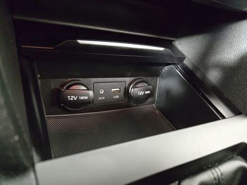 Used 2018 Hyundai Elantra SEL w/ Cargo Package image 24