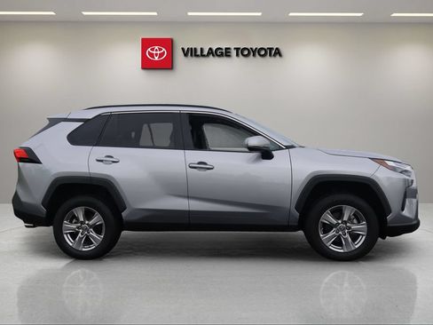Certified 2023 Toyota RAV4 XLE w/ Convenience Package FWD image 6