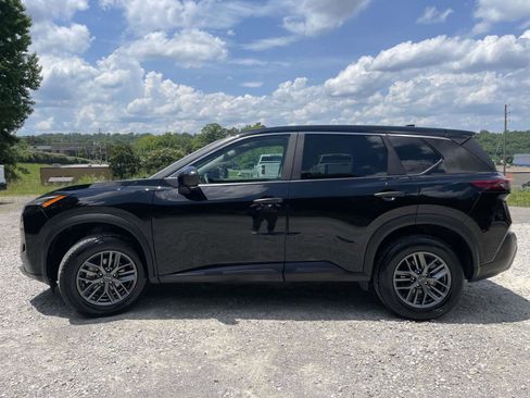 Used 2023 Nissan Rogue S FWD image 25