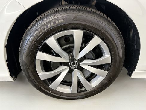 Used 2026 Honda Civic LX image 34