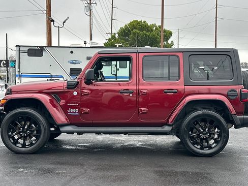 Used 2021 Jeep Wrangler Unlimited Sahara image 7