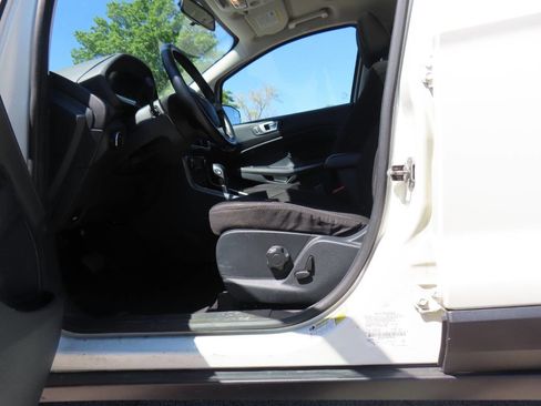 Used 2019 Ford EcoSport SE AWD/4WD image 12