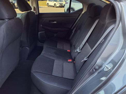 Used 2021 Nissan Sentra SV image 11