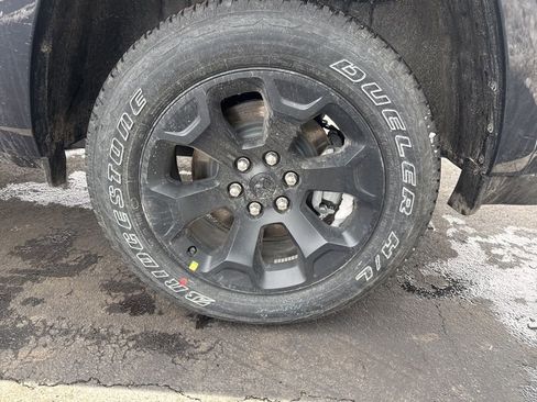 New 2026 RAM 1500 4x4 Crew Cab image 53