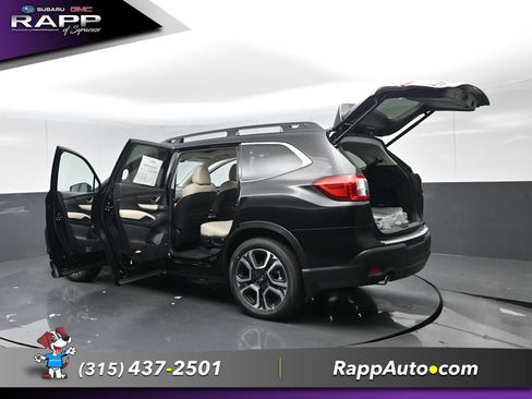 Used 2025 Subaru Ascent Limited AWD/4WD image 16