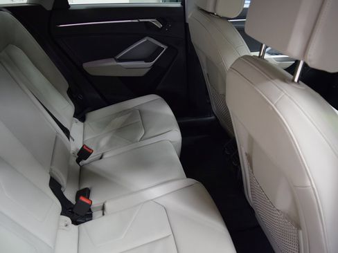 New 2025 Audi Q3 2.0T Premium Plus image 6