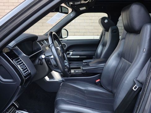 Used 2016 Land Rover Range Rover Supercharged AWD/4WD image 17