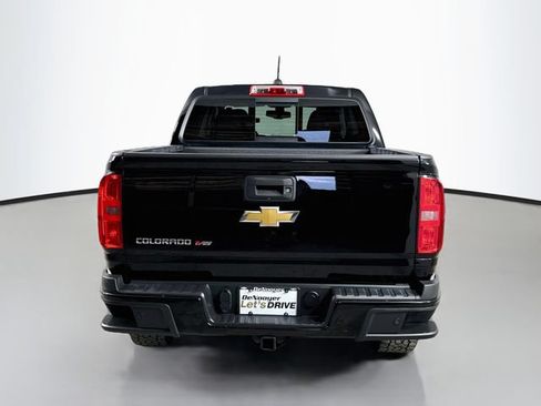 Used 2019 Chevrolet Colorado Z71 AWD/4WD image 11
