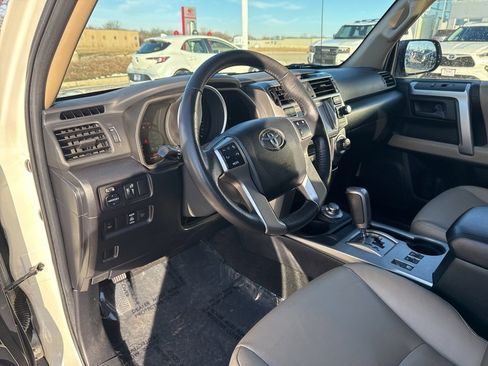 Used 2010 Toyota 4Runner Limited image 8