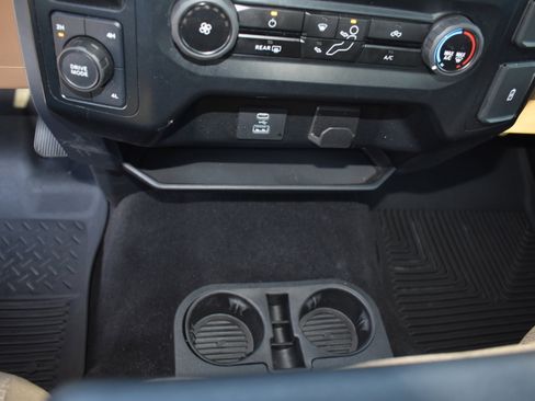 Used 2023 Ford F150 XLT image 21