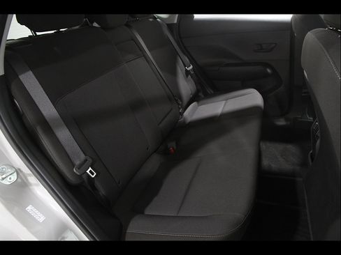 Certified 2024 Hyundai Kona SEL FWD image 19