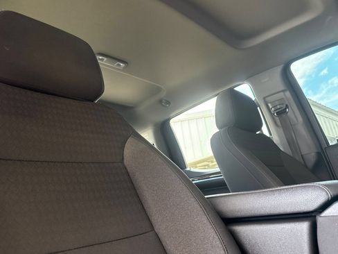 Used 2022 GMC Sierra 1500 Elevation AWD/4WD image 18