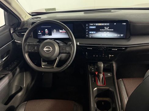 Used 2025 Nissan Kicks SR w/ Illumination Package FWD image 15