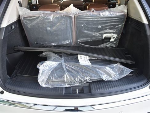 Used 2024 Acura MDX SH-AWD w/ Technology Package image 21