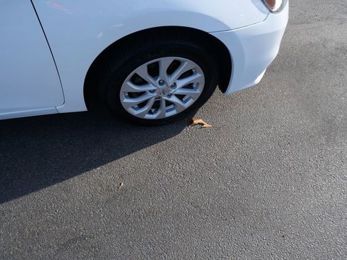 Used 2019 Nissan Sentra SV image 31