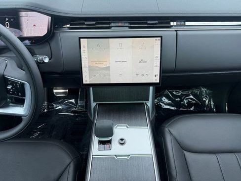 Used 2026 Land Rover Range Rover Long Wheelbase SE AWD/4WD image 15