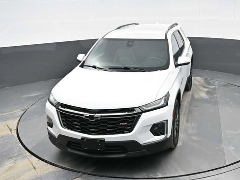 Used 2022 Chevrolet Traverse RS w/ LPO, Cargo Package image 22