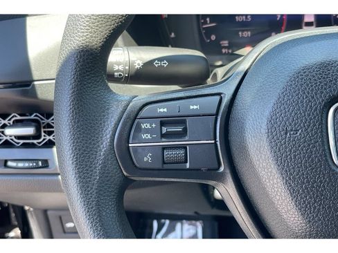Certified 2024 Honda Accord EX image 34