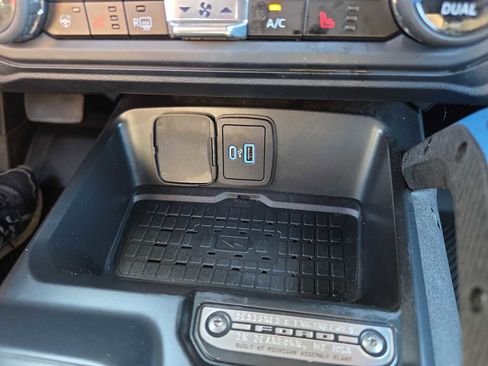 Used 2024 Ford Bronco Wildtrak image 21