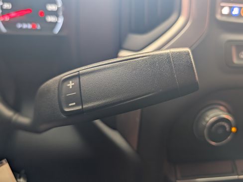 Used 2020 Chevrolet Silverado 1500 Custom RWD image 29