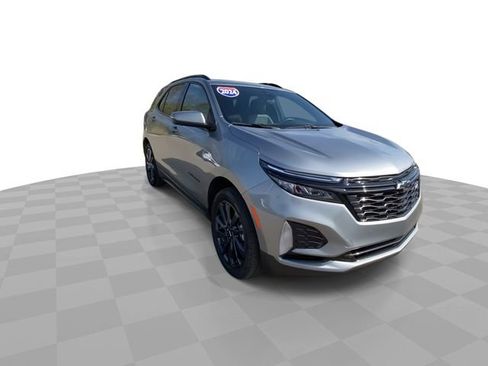 Used 2024 Chevrolet Equinox RS w/ RS Leather Package AWD/4WD image 4