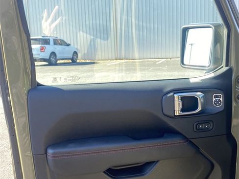 New 2026 Jeep Wrangler Unlimited Rubicon 392 image 12