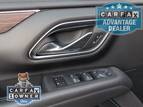 Used 2024 Chevrolet Suburban High Country image 19