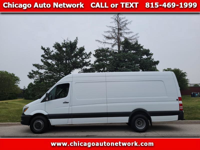 Used 2017 Freightliner Sprinter 3500 RWD image 1