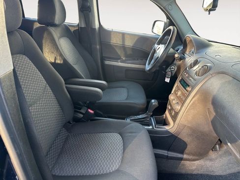 Used 2010 Chevrolet HHR LT image 11