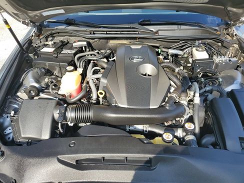 Used 2018 Lexus IS 300 F Sport w/ F Sport Package RWD image 34
