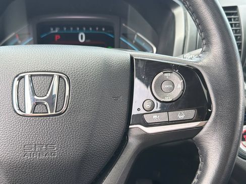 Used 2023 Honda Odyssey Elite image 13