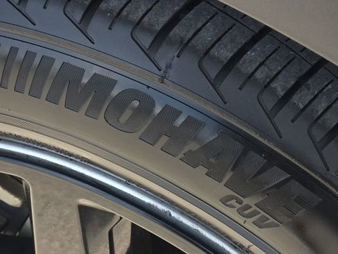 Used 2018 Ford Explorer FWD image 18