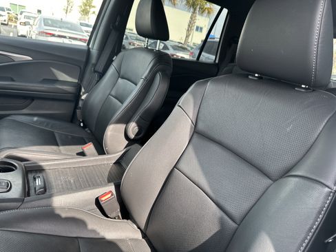 Certified 2023 Honda Passport EX-L image 10