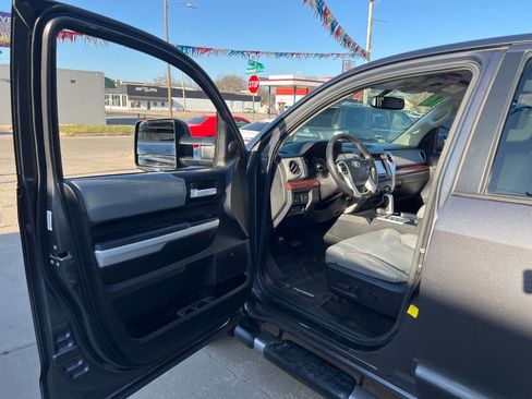 Used 2016 Toyota Tundra Limited w/ TRD Off Road Package image 9