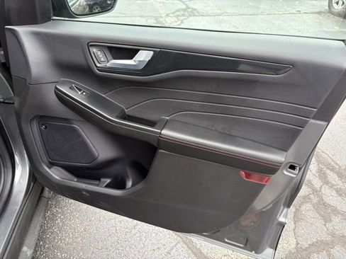 Used 2024 Ford Escape ST-Line Elite w/ Premium Technology Package image 39