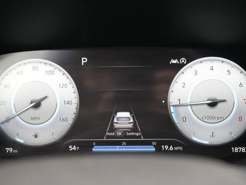 Certified 2023 Hyundai Santa Fe Limited AWD/4WD image 32