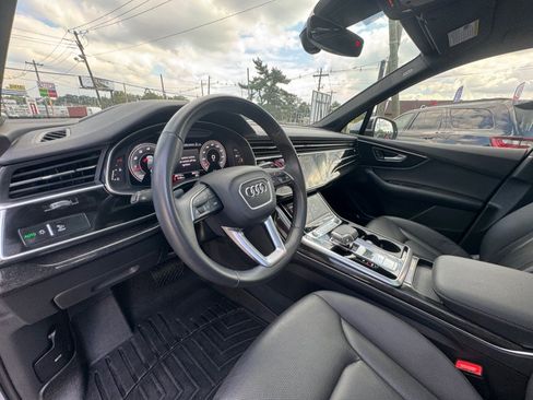 Used 2021 Audi Q7 3.0T Prestige w/ Prestige Package AWD/4WD image 27