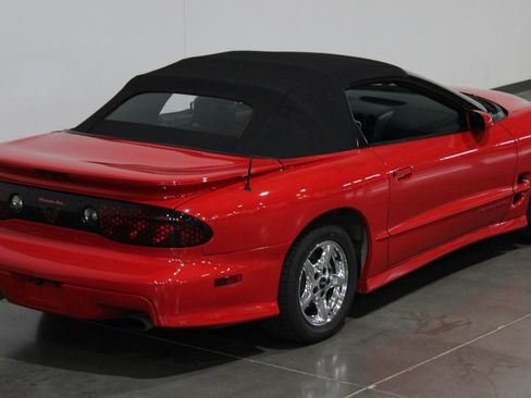 Used 1999 Pontiac Firebird Trans Am RWD image 18
