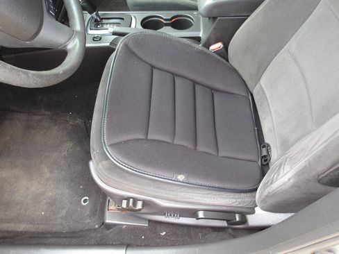 Used 2008 Ford Fusion SE FWD image 16
