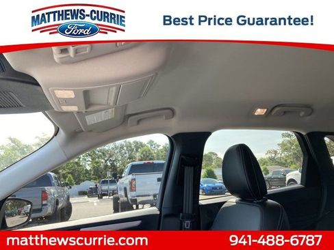 New 2025 Ford Escape SE w/ PHEV Premium Package image 12