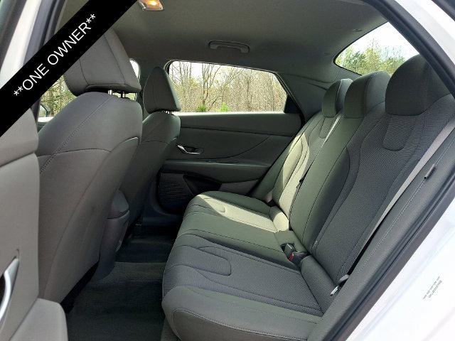 Used 2025 Hyundai Elantra SE FWD image 10