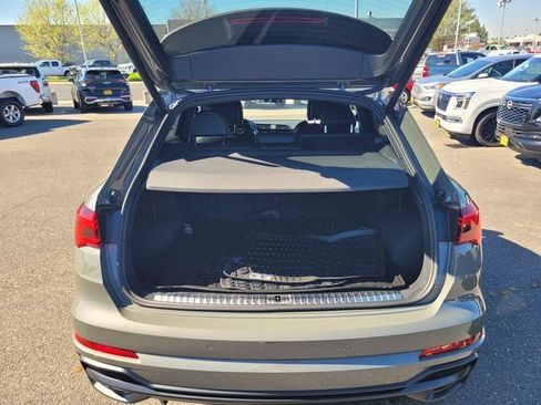 Used 2020 Audi Q3 2.0T Prestige w/ Prestige Package AWD/4WD image 14