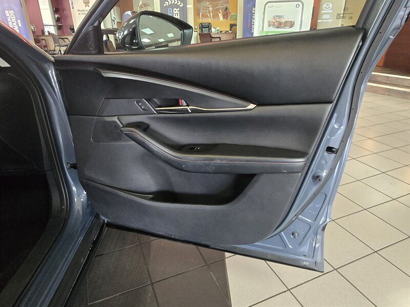 Used 2025 MAZDA CX-30 AWD 2.5 S w/ Preferred Package image 22