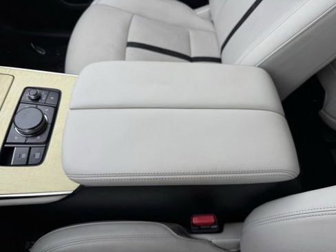 Certified 2025 MAZDA CX-90 3.3 Turbo S w/ Premium Plus image 23