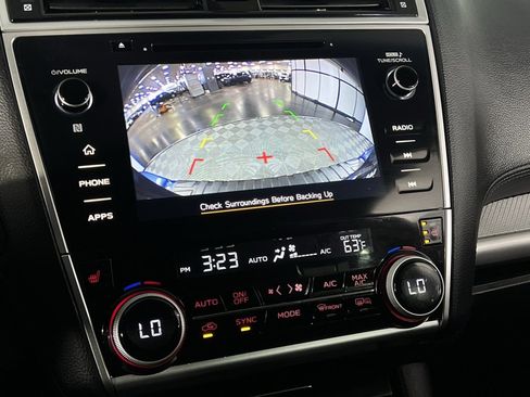 Used 2019 Subaru Outback 2.5i Premium image 18